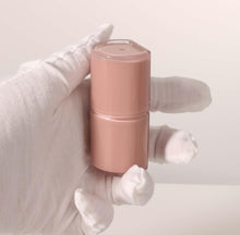 Load image into Gallery viewer, HydraGlass Lip Oil - Beauty By Gabrielle